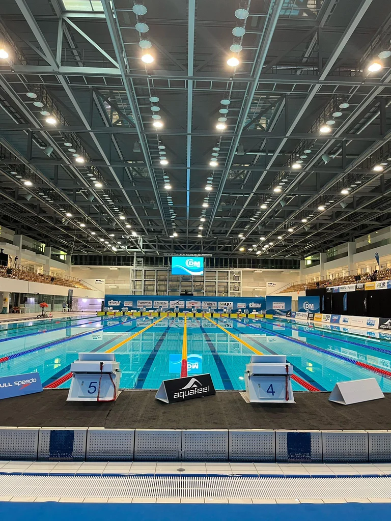 DM Schwimmbecken.jpeg
