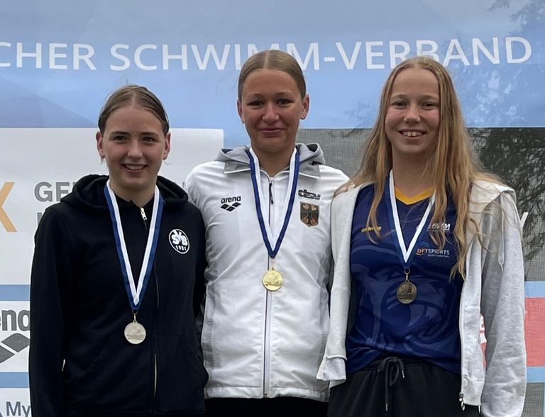 2023.06.23 DM Freiwasser Franzi Kolb 2,5km Bronze.jpg