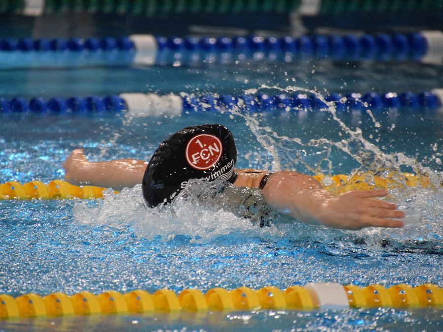FCN Schwimmen_Titel.jpg