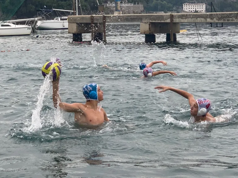 Im Wasser (2).jpg