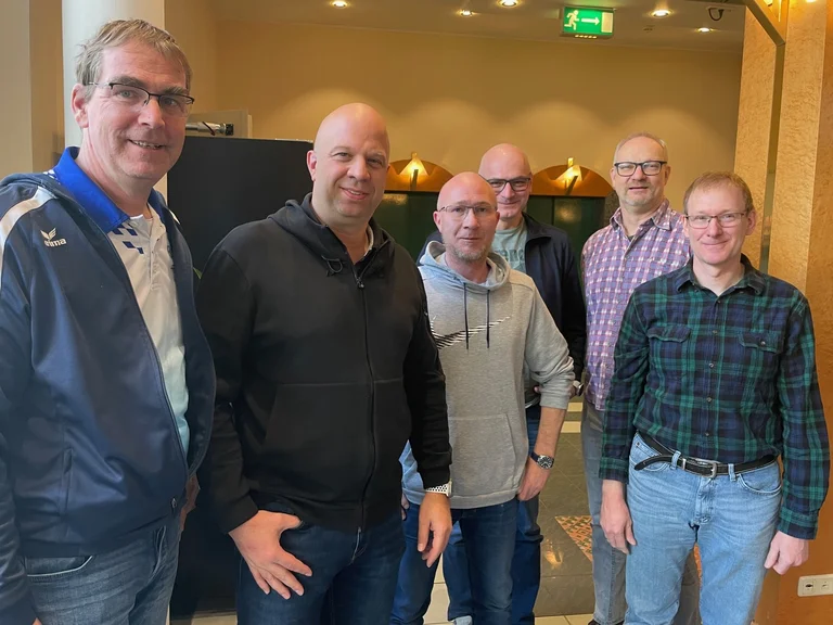 Gruppenfoto.jpeg